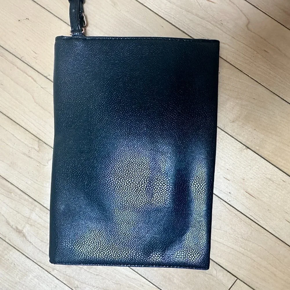 Stella & Dot Black Pebbled Leather Envelope Clutch w Rose Gold Accents Wallet